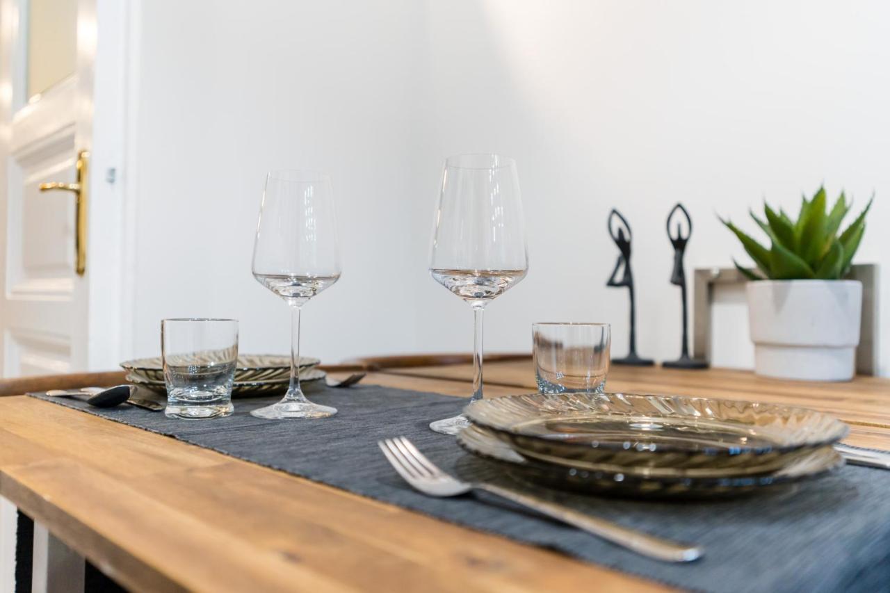 Z Loft Central Apartment Будапеща Екстериор снимка