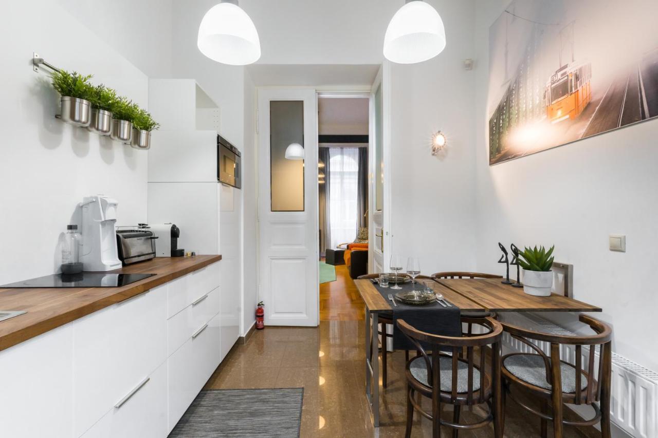 Z Loft Central Apartment Будапеща Екстериор снимка